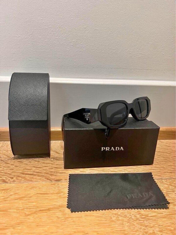 black prada italy  \ ايطالي بردا سوداء - Image 3