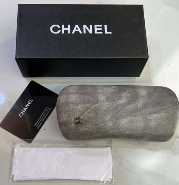 new chanel with box - Image 2