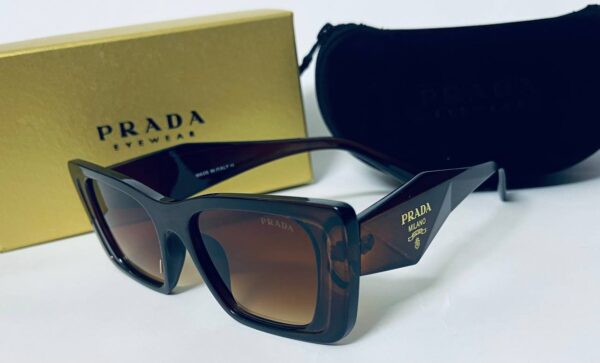 new prada brown italy  صناعه ايطالي بالبوكس - Image 4